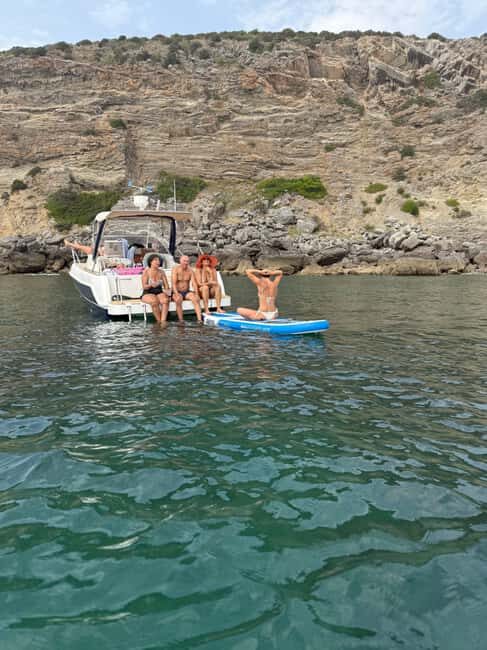 Sesimbra: Boat Tour of the Beaches - An Authentic Look at the Sesimbra Boat Tour Experience