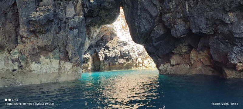 Sesimbra: Boat Tour to Hidden Natural Gems w/local fisherman - Itinerary Breakdown: From the Famous to the Hidden
