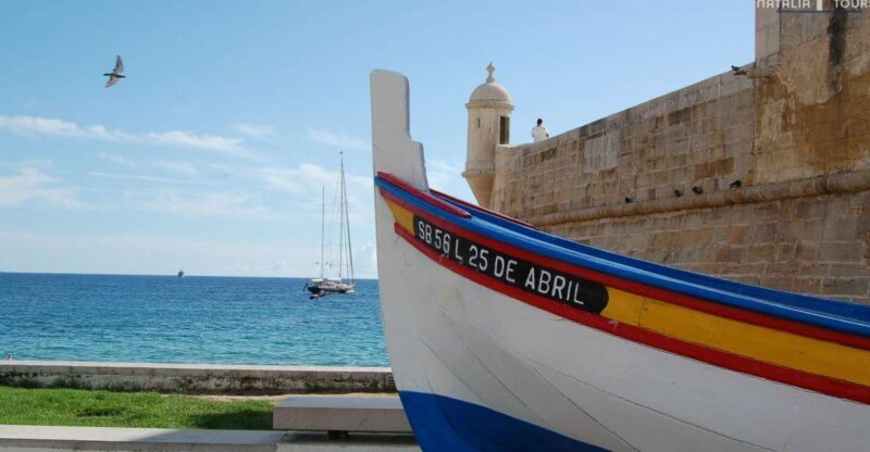 Sesimbra: Half-Day Tour to Arrabida with Wine Tasting - Starting Point: The Fishing Harbor of Sesimbra