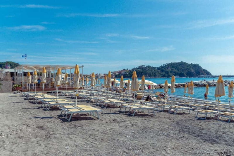 Sestri Levante: Beach day with sunbeds and umbrella - sector 3 - A Closer Look at Sestri Levante’s Beach Experience