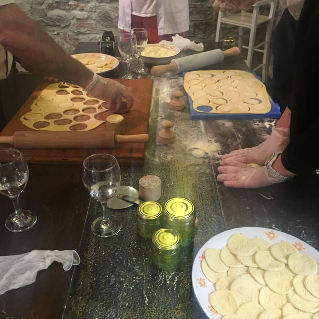 sestri-levante-pesto-cooking-classes-wine-tasting