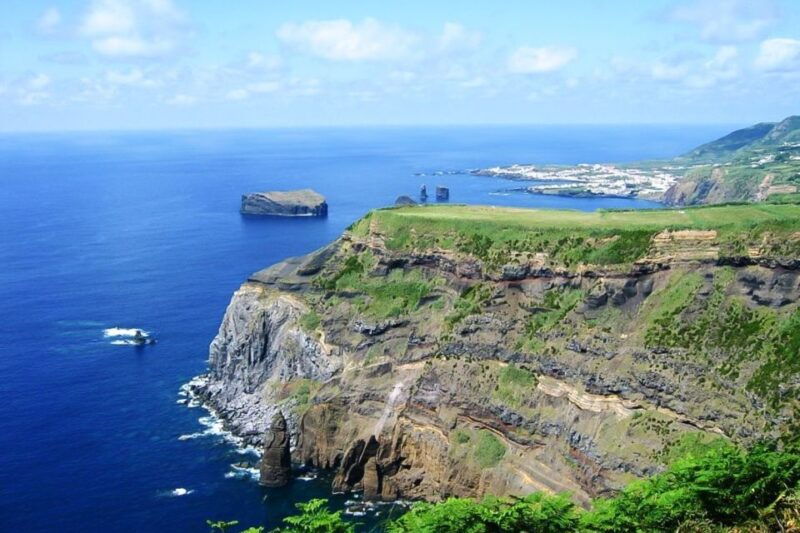 sete-cidades-azores-4x4-day-tour-from-ponta-delgada