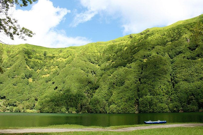 sete-cidades-by-van-half-day