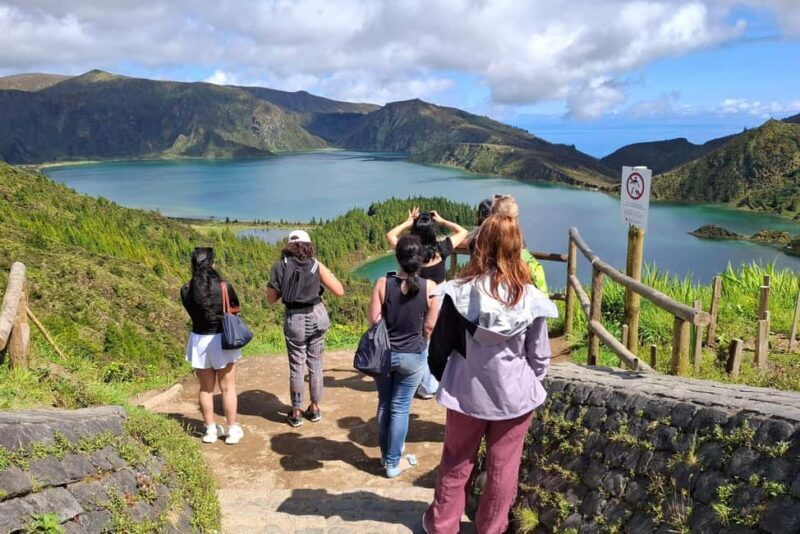Sete Cidades & Fire Lake: Full-Day Tour with Pineapple plant - Practical Details & What to Expect