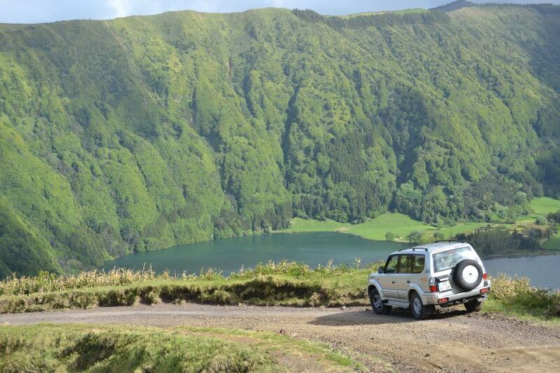 sete-cidades-full-day-jeep-tour-and-walking-trail