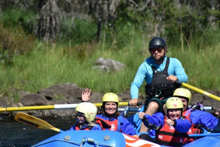 setesdal-evje-family-rafting-on-the-beautiful-otra-river