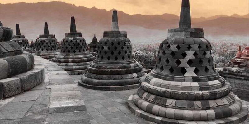 setumbu-sunrise-borobudur-and-prambanan-with-lunch-option