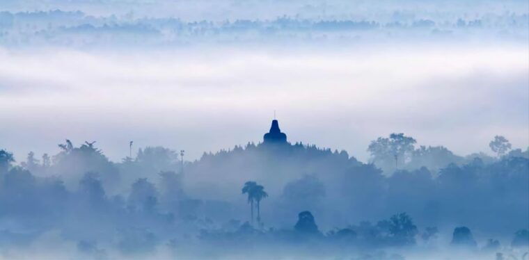 setumbu-sunrise-borobudur-and-prambanan-with-lunch-option
