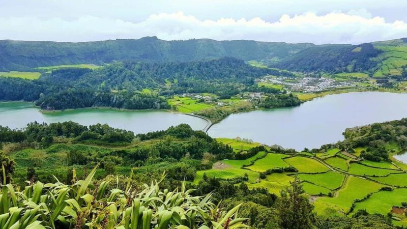 Seven Citys Tour: Sete Cidades Crater Lake Shore Excursion - Key Points
