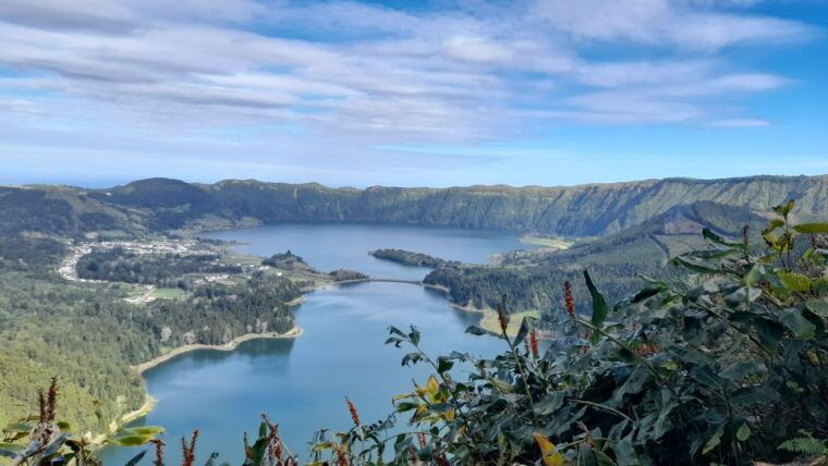 seven-citys-tour-sete-cidades-crater-lake-shore-excursion