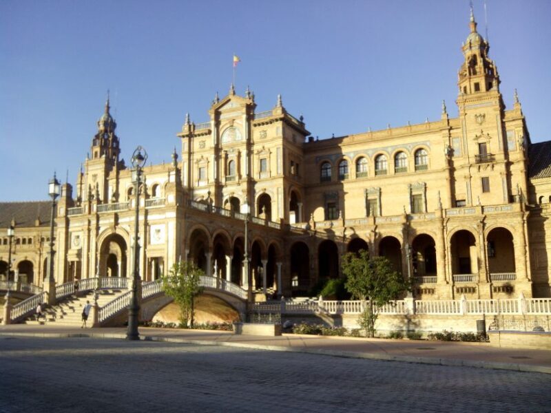 Sevilla Full-Day trip from Granada - FAQs