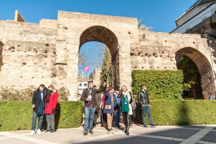 seville-alcazar-and-cathedral-entry-ticket-and-guided-tour