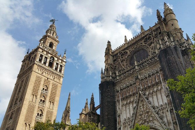 seville-cathedral-alcazar-and-jewish-quarter-skip-the-line-combo-tour