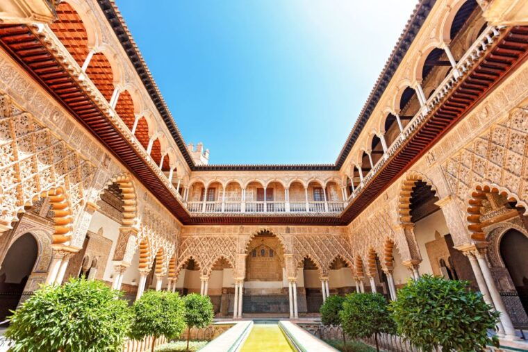 seville-cathedral-and-alcazar-guided-tour