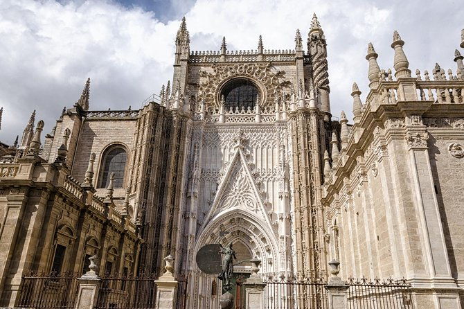 seville-cathedral-and-giralda-tower-guided-tour