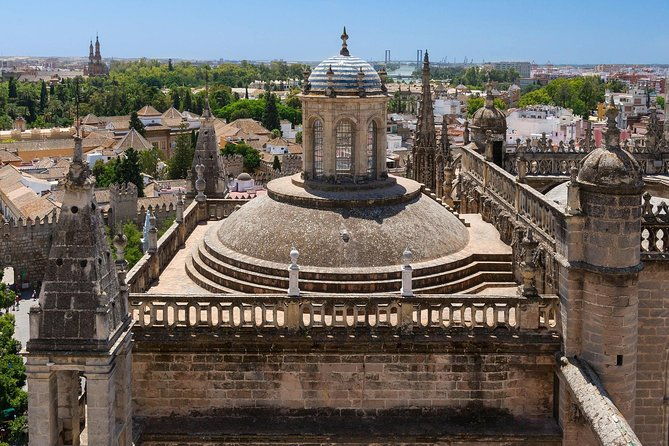 seville-cathedral-and-giralda-tower-guided-tour