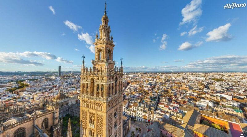 seville-cathedral-real-alcazar-private-tour-with-tickets
