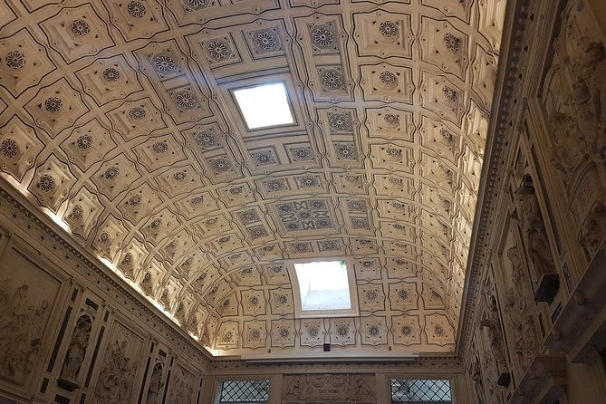 seville-cathedral-tour-including-tickets-and-skip-the-line-entry