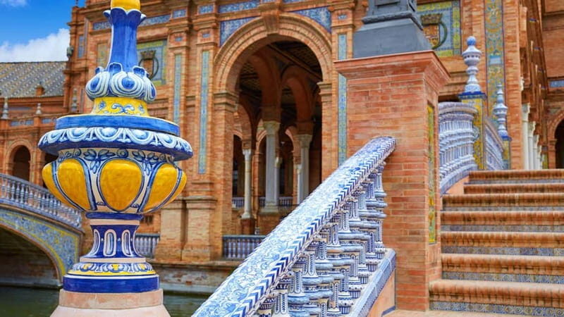 Seville: City Highlights & Hidden Gems Private Walking Tour - Authentic Experiences Based on Reviews