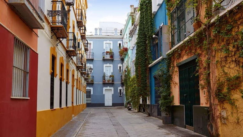 Seville: City Highlights & Hidden Gems Private Walking Tour - Who Should Consider This Tour?