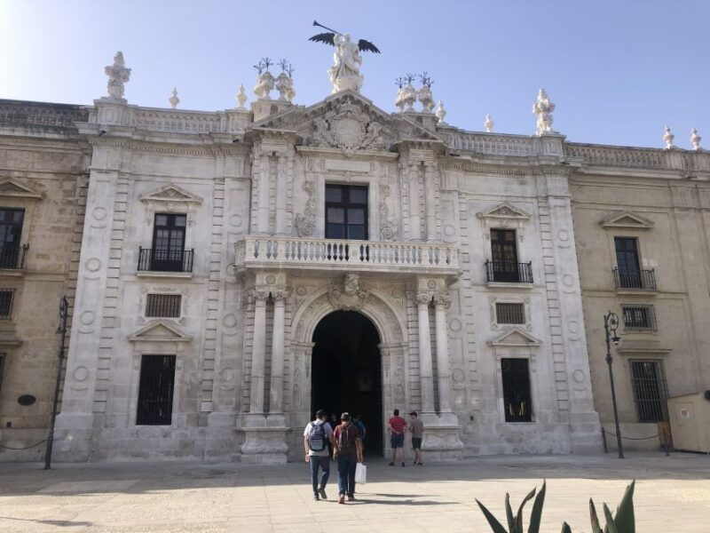 seville-city-highlights-private-walking-tour