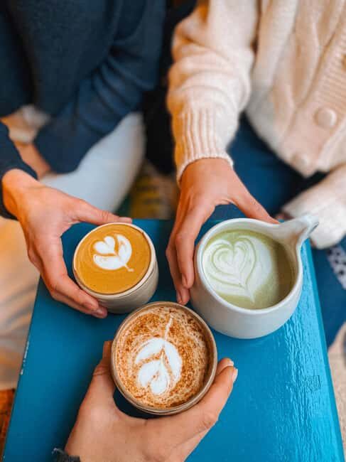 Seville: Coffee Tour and Vintage Market - Key Points