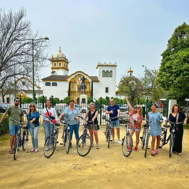 seville-dutch-cycling-highlights-tour-with-local-guide