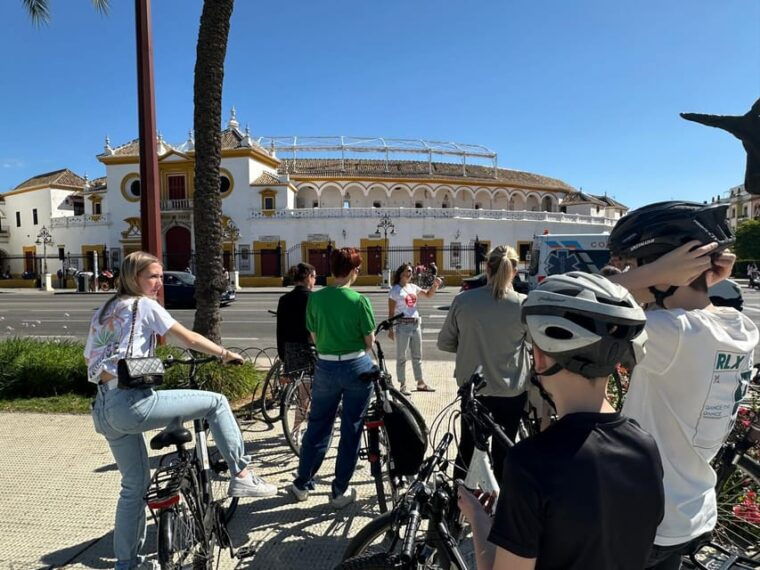 seville-dutch-cycling-highlights-tour-with-local-guide