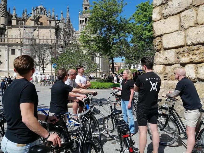 Seville: Dutch Highlights (E-)Bike Tour with a Small Group - The Experience From a Review Perspective