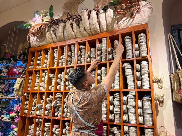 seville-espadrilles-making-workshop-with-snacks-and-drinks