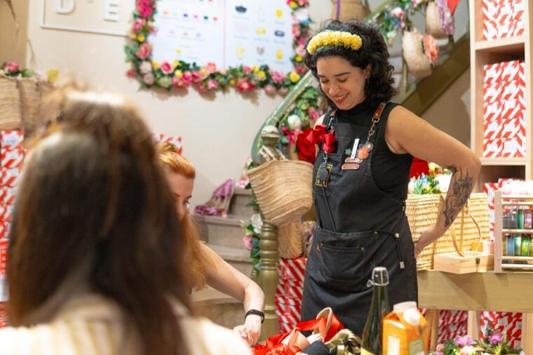 seville-espadrilles-making-workshop-with-snacks-and-drinks