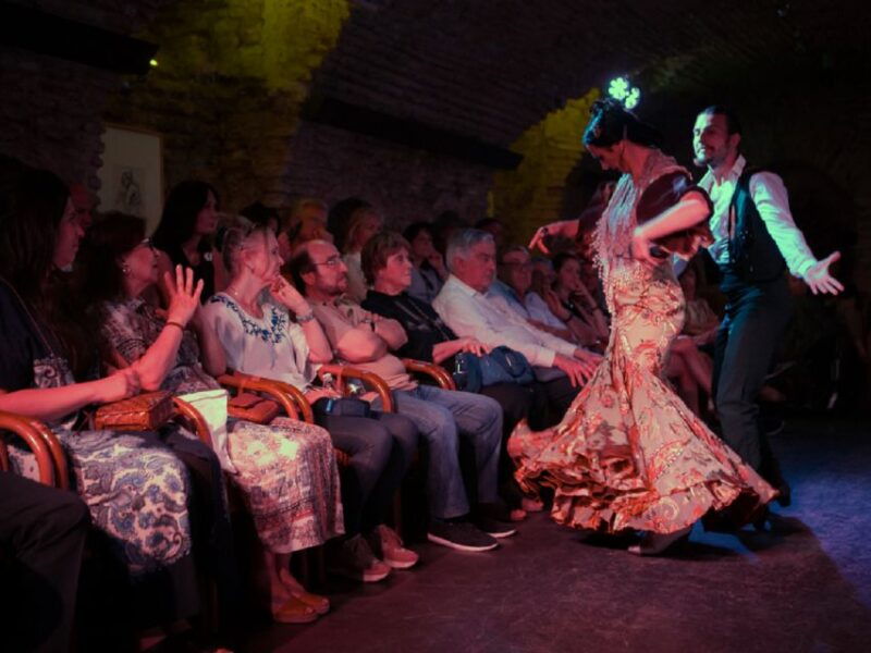 seville-flamenco-dreams-show-with-drink-in-an-arabic-vault