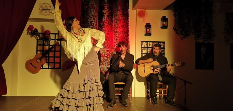 seville-flamenco-show-at-tablao-flamenco-andalusi
