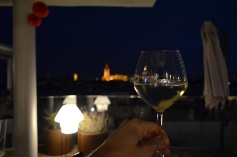 seville-flamenco-show-roof-dinner-with-cathedral-views