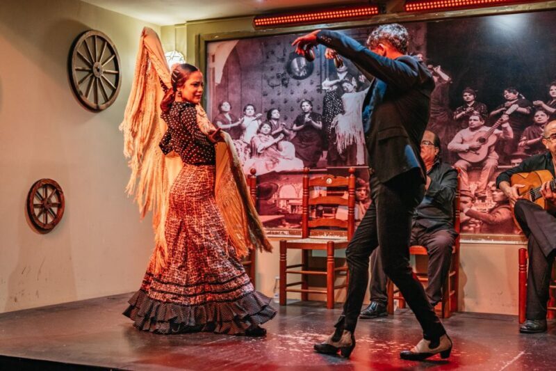 Seville: Flamenco Show with Andalusian Dinner at La Cantaora - Key Points  