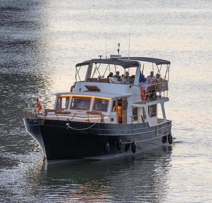 Seville: Flamenco Yacht Cruise with Tapas and Drinks - An In-Depth Look at the Flamenco Yacht Cruise