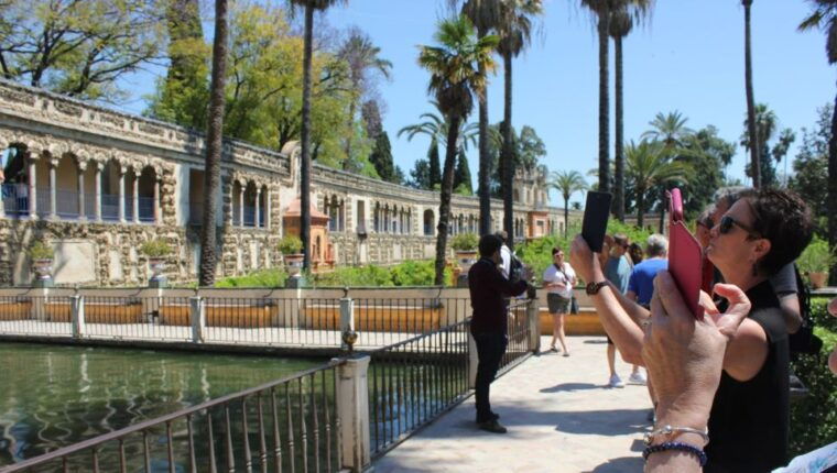 seville-full-day-sightseeing-tour-from-granada