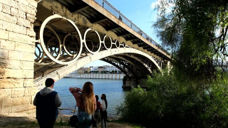 seville-guadalquivir-secrets-of-triana-small-group-tour