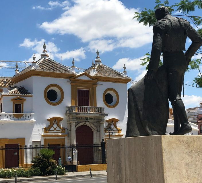 seville-guided-tour-of-the-bullring-and-museum-in-spanish