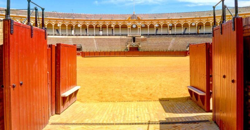 seville-guided-tour-of-the-bullring-and-museum-in-spanish
