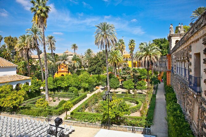 seville-guided-tour-to-the-alcazar-cathedral-and-giralda