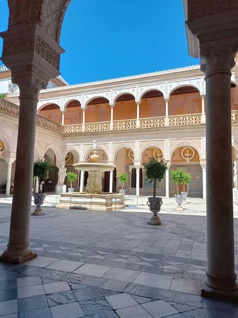 Seville: Guided visit to the Casa de Pilatos with tickets - FAQs