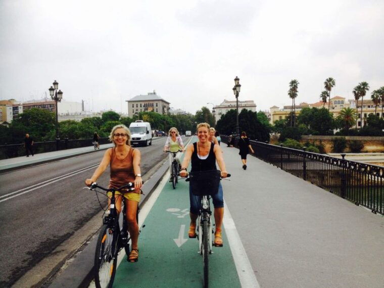 seville-highlights-city-bike-or-e-bike-tour