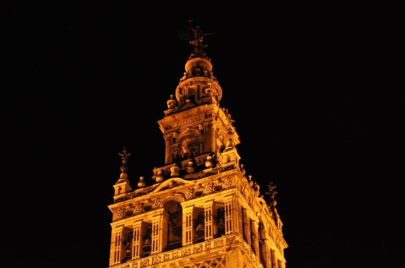 seville-night-tour-a-must-see