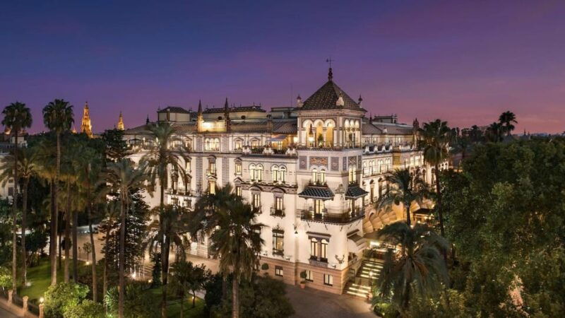 seville-night-tour-a-must-see