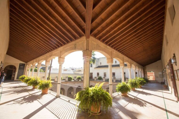 seville-palace-of-las-duenas-la-macarena-the-mushrooms-tour