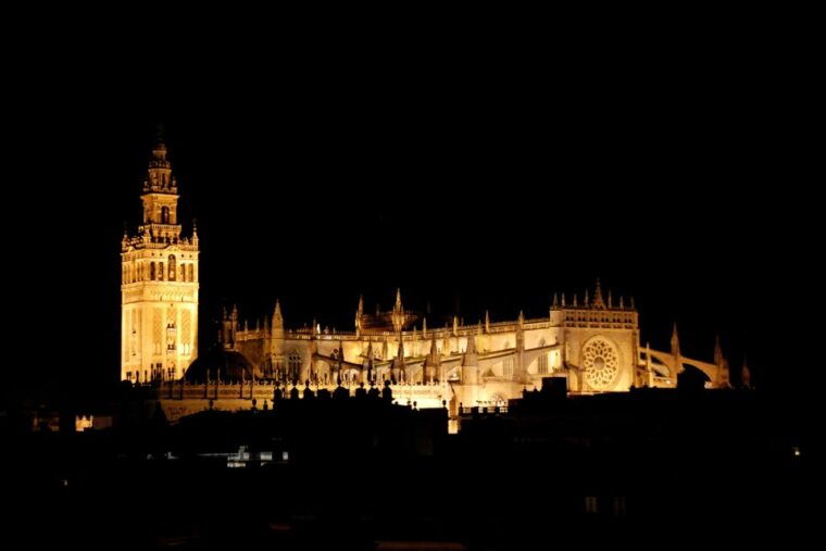 seville-paranormal-walking-tour-in-spanish