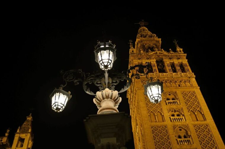 seville-paranormal-walking-tour-in-spanish