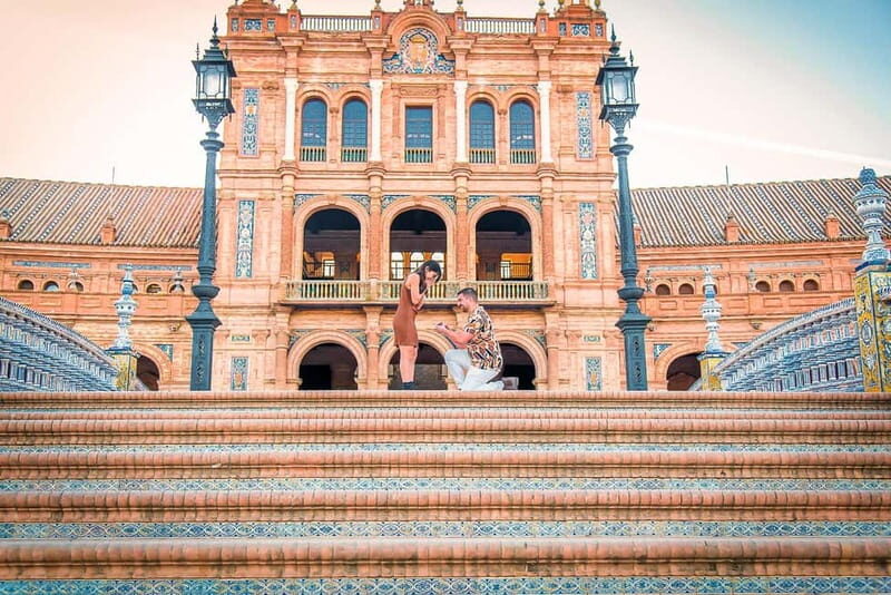 Seville: Photo session for a special moment. - Who Is This Tour Best For?