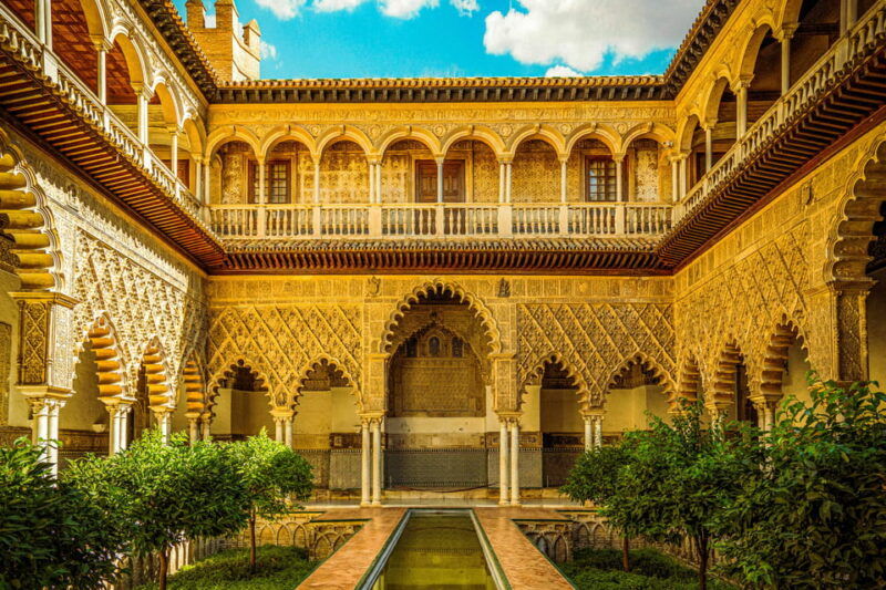 seville-priority-access-cathedral-giralda-alcazar-tour-2